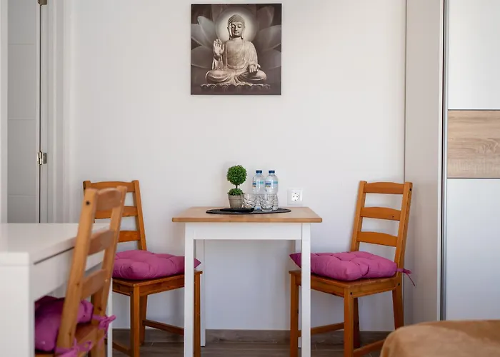 Atico Luminoso Centrico Con Terraza Privada 아로나